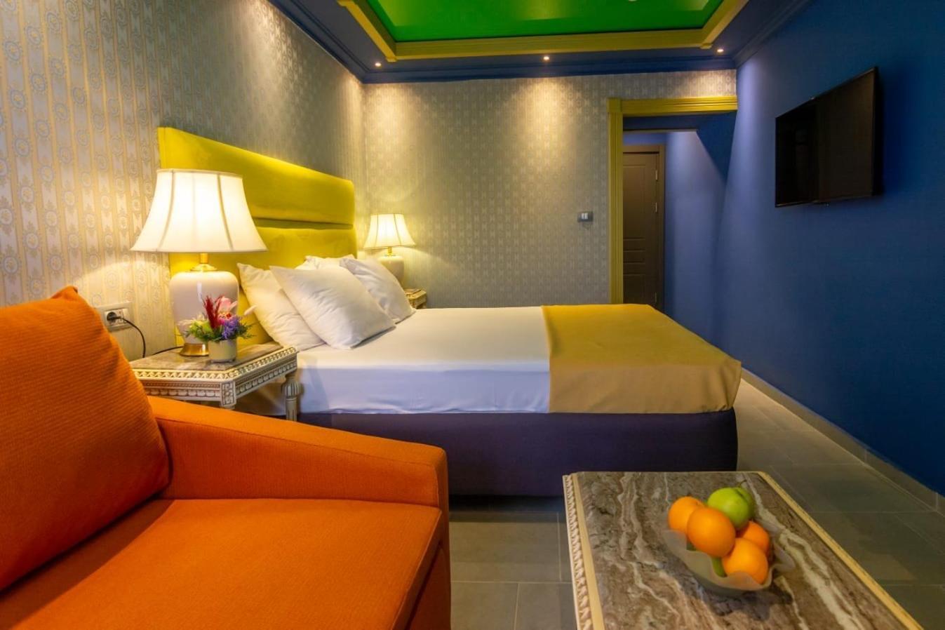 Hotel Craiova By Phoenicia Blue View Olimp Luaran gambar