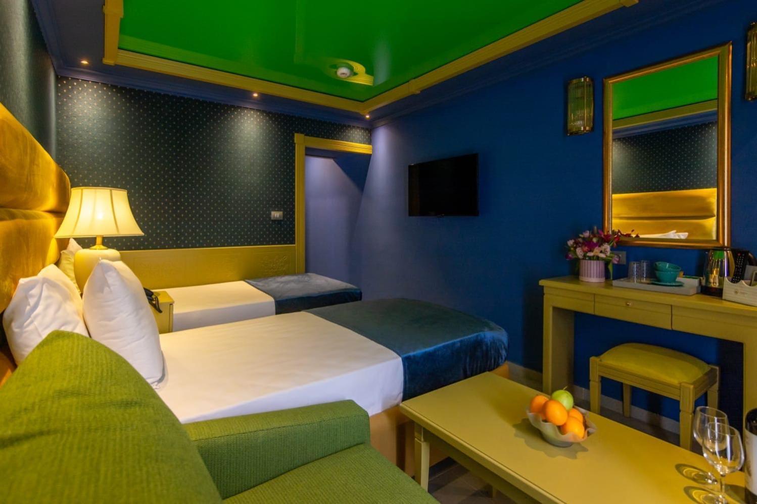 Hotel Craiova By Phoenicia Blue View Olimp Luaran gambar