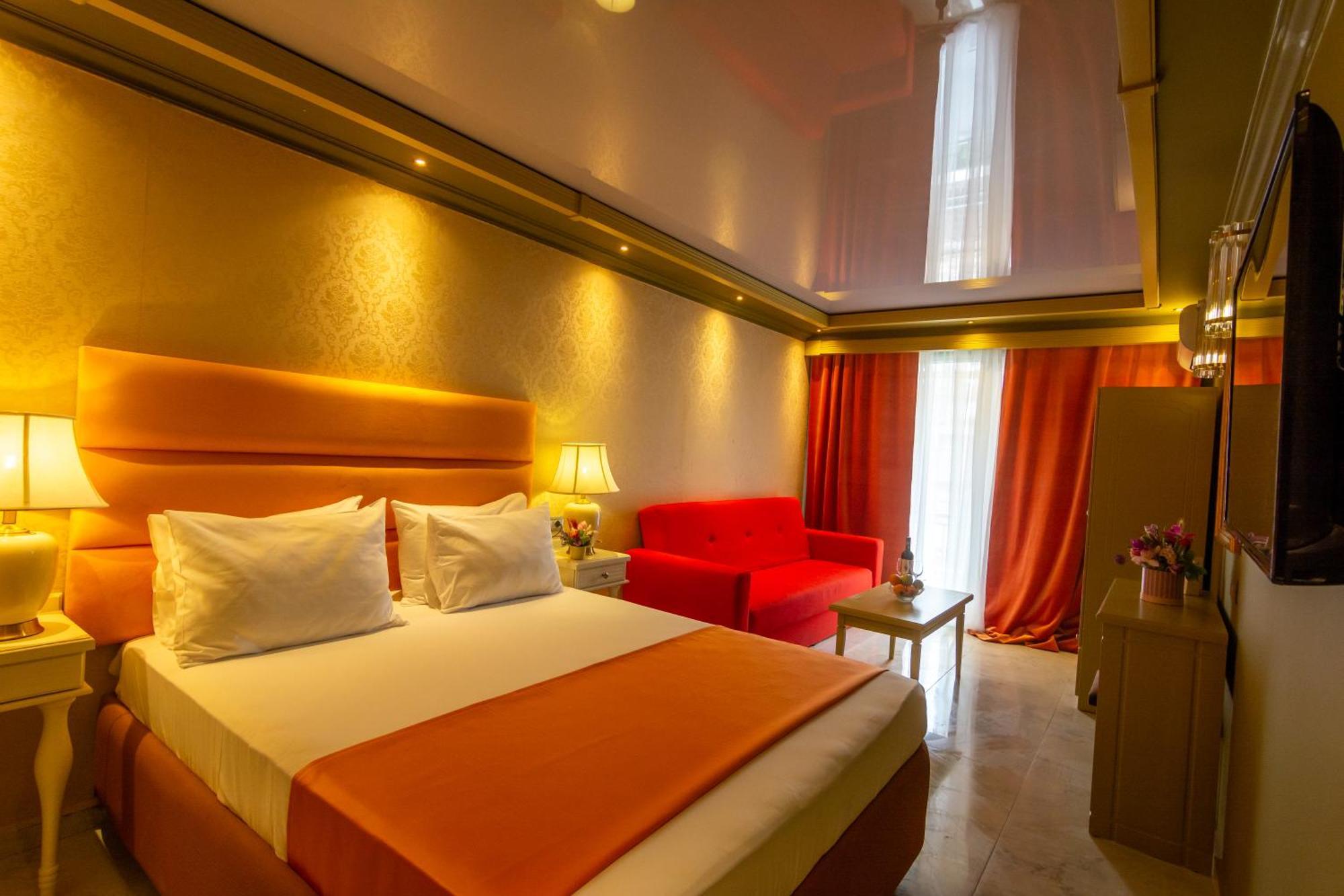 Hotel Craiova By Phoenicia Blue View Olimp Bilik gambar
